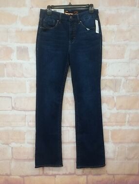 NWT Seven7 Size 8 Dark Blue Bootcut Women's Jeans
